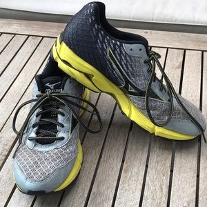 Mizuno Wave Rider 19 Running Shoes US 9